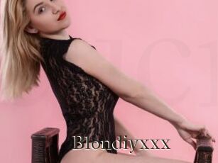 Blondiyxxx