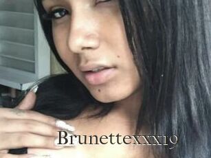 Brunettexxx19