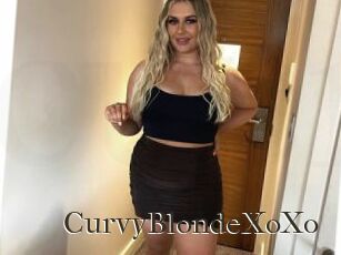 CurvyBlondeXoXo