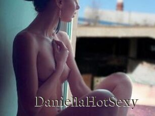 DaniellaHotSexy