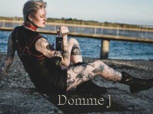 Domme_J