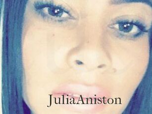 Julia_Aniston