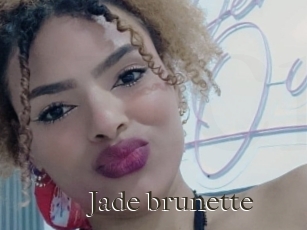 Jade_brunette