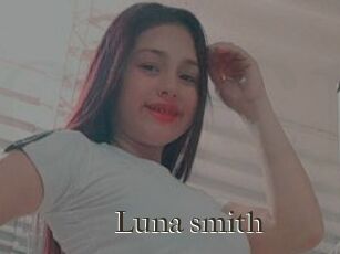 Luna_smith