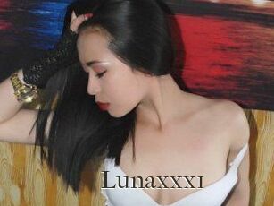 Lunaxxx1