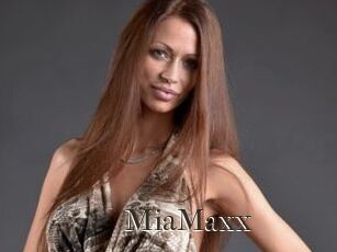 MiaMaxx