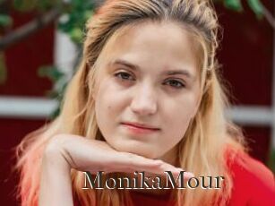 MonikaMour