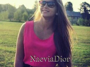 NaeviaDior