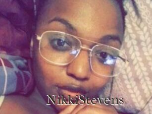Nikki_Stevens