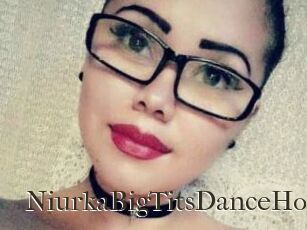 NiurkaBigTitsDanceHot
