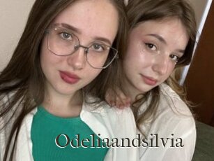 Odeliaandsilvia