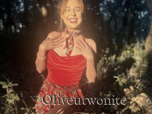 Oliveutwonite