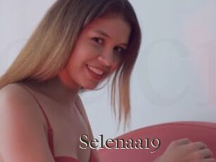 Selenaa19
