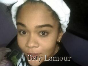 Toty_Lamour