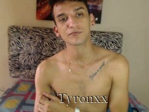 Tyronxx