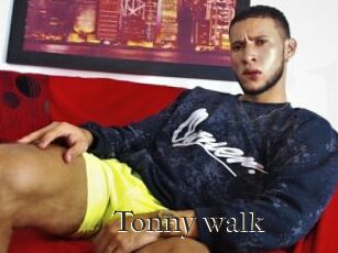 Tonny_walk